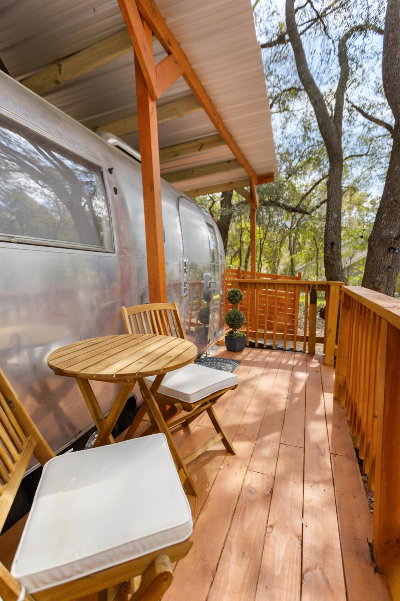 Serene Life Retreat Chipley Exterior photo